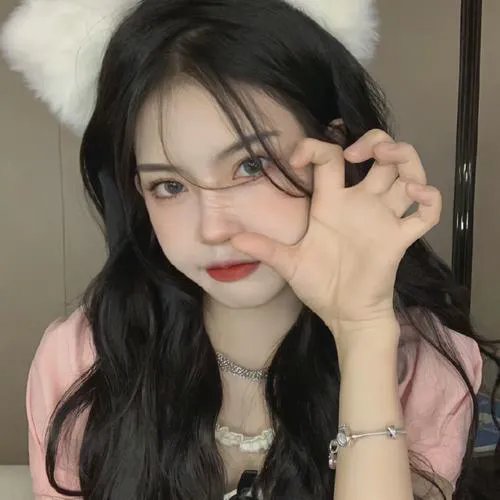 克鲁利提塞斯一家